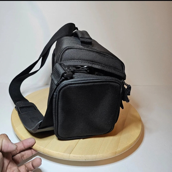 VINTAGE Kodak Black Padded Camera Bag With Multiple Pockets And Compartments - Picture 4 of 9